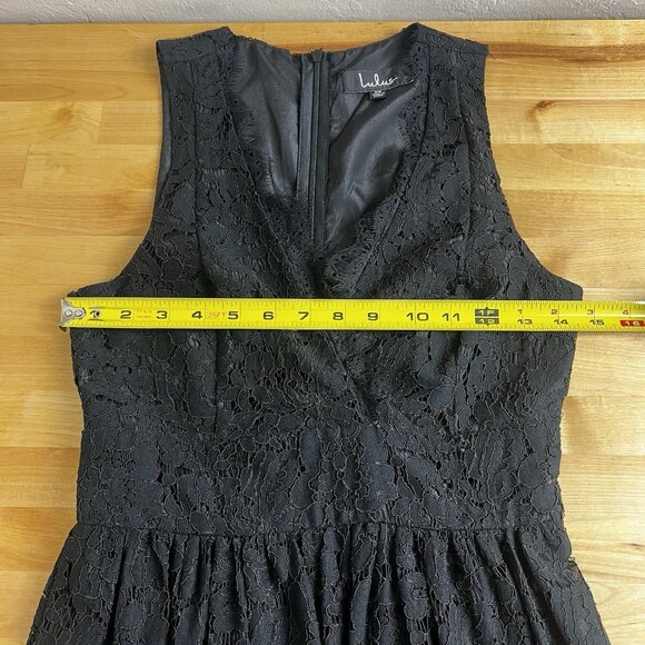 Lulus Mini Dress Black Lace V-Neck In This Moment Skater Sleeveless LBD Size‎ XS - Picture 8 of 10